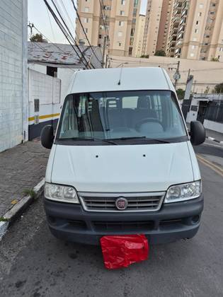 FIAT DUCATO 2.3 MINIBUS TETO ALTO 8V TURBO DIESEL 3P MANUAL FIAT DUCATO 2.3 MINIBUS TETO ALTO 8V TURBO DIESEL 3P MANUAL